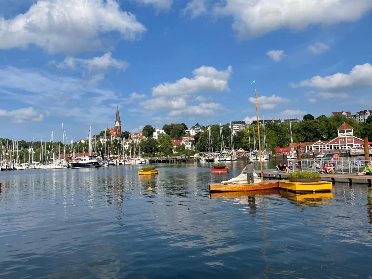 Burghofdrei Hygge & Zentral P-Platz Streaming Lägenhet Flensburg Exteriör bild